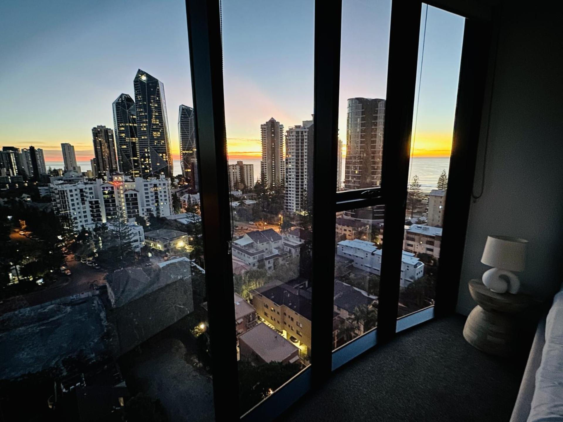 The Gallery Residences Broadbeach - Official Listing Gold Coast Room photo