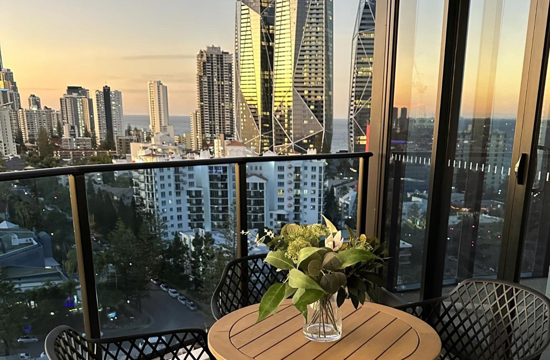 The Gallery Residences Broadbeach - Official Listing Gold Coast Room photo